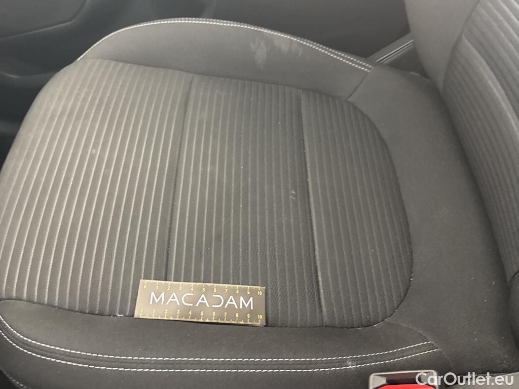 Ford  Kuga FORD  / 2019 / 5P / SUV 2.5 190 hybrid Flexifuel Pshift Titanium #20