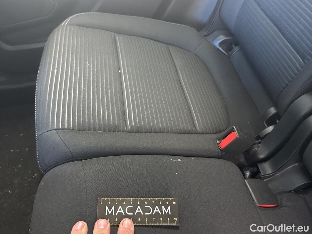 Ford  Kuga FORD  / 2019 / 5P / SUV 2.5 190 hybrid Flexifuel Pshift Titanium #18