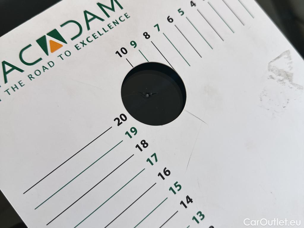 Ford  Kuga FORD  / 2019 / 5P / SUV 2.5 190 hybrid Flexifuel Pshift Titanium #2