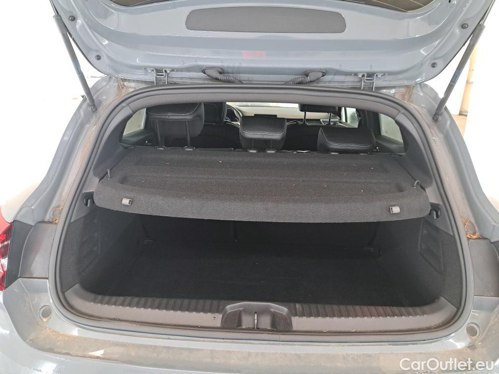 Renault  Clio RENAULT  / 2019 / 5P / Berline Intens TCe 100 #10