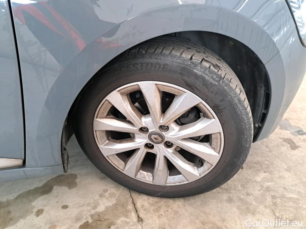 Renault  Clio RENAULT  / 2019 / 5P / Berline Intens TCe 100 #10