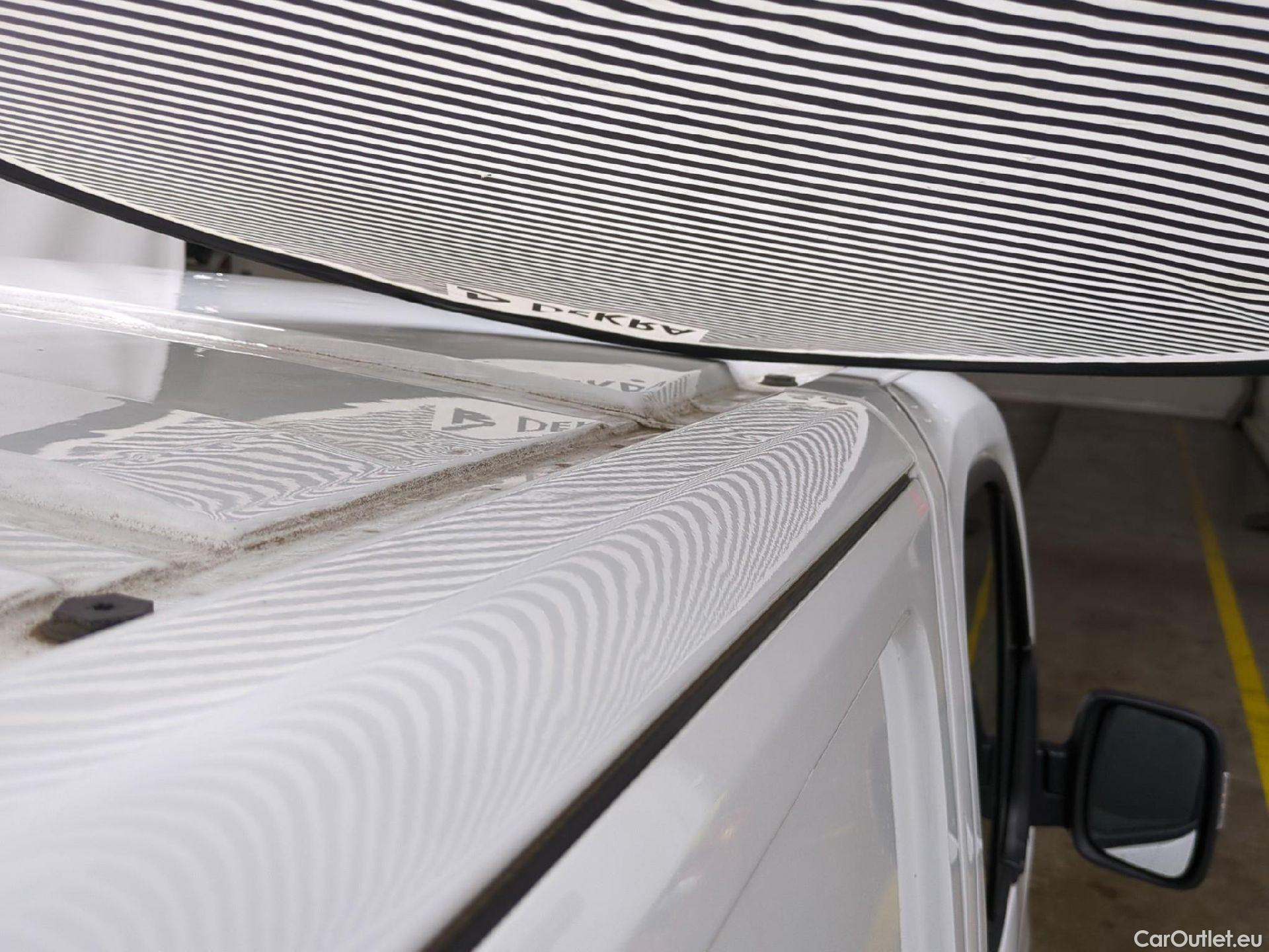 Renault  Trafic  Fourgon L2H1 3T Grand Confort 2.0 dCi 130CV BVM6 E6d #35