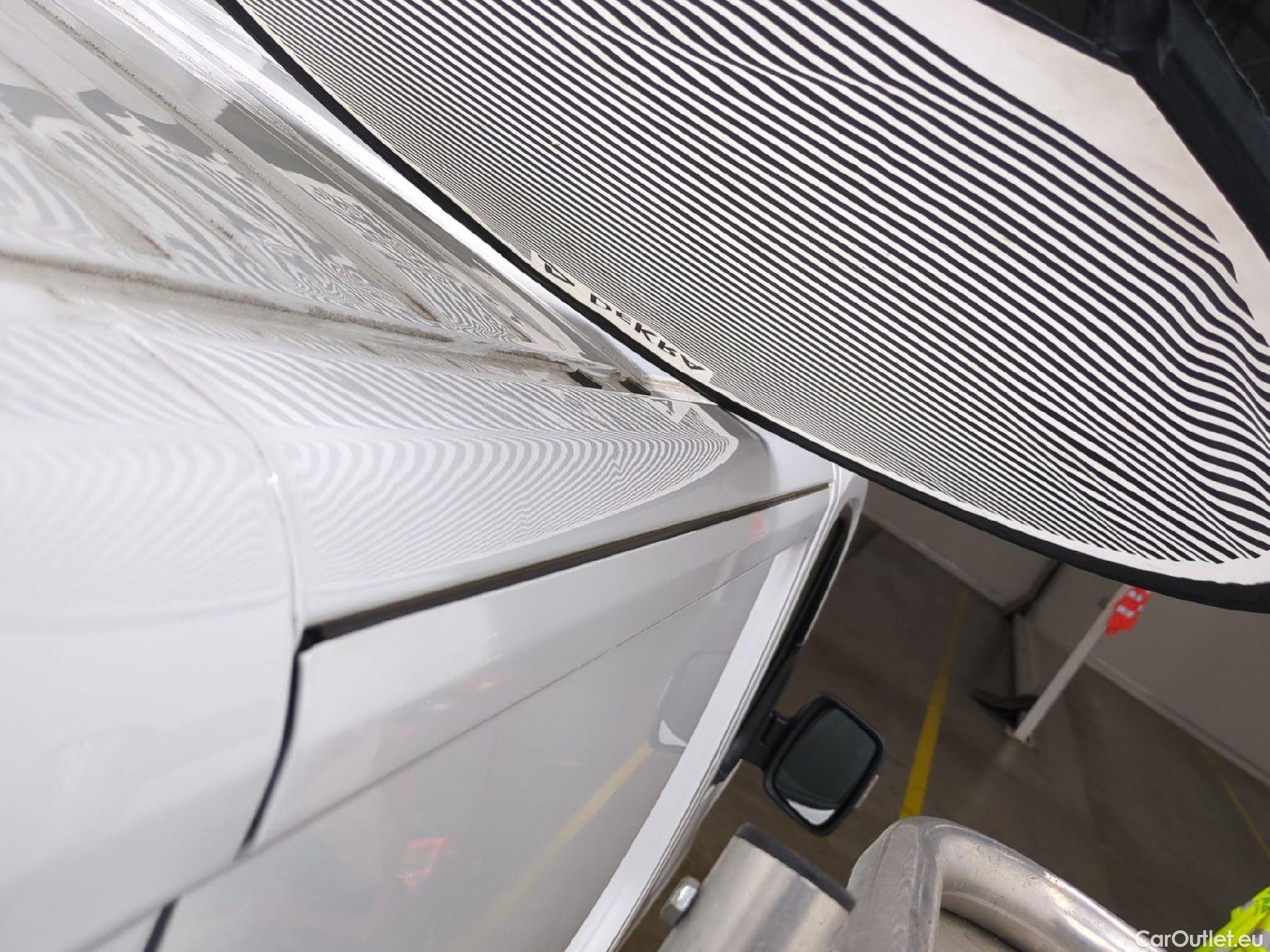 Renault  Trafic  Fourgon L2H1 3T Grand Confort 2.0 dCi 130CV BVM6 E6d #34