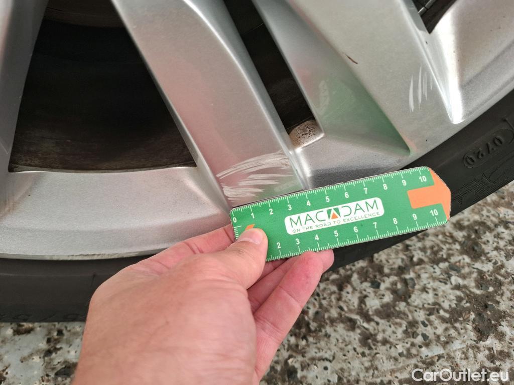 Peugeot  308  Active Business 1.2 PureTech 110CV BVM6 E6d #19