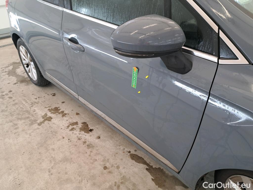 Renault  Clio RENAULT  / 2019 / 5P / Berline Intens TCe 100 #1