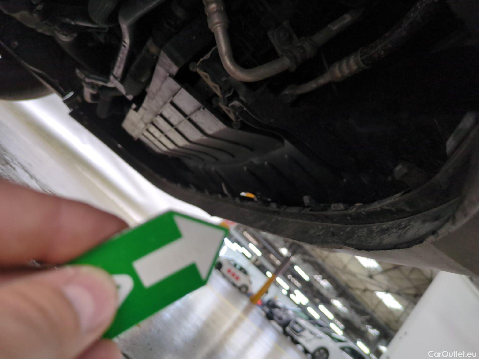 Renault  Trafic  Fourgon L2H1 3T Grand Confort 2.0 dCi 130CV BVM6 E6d #8