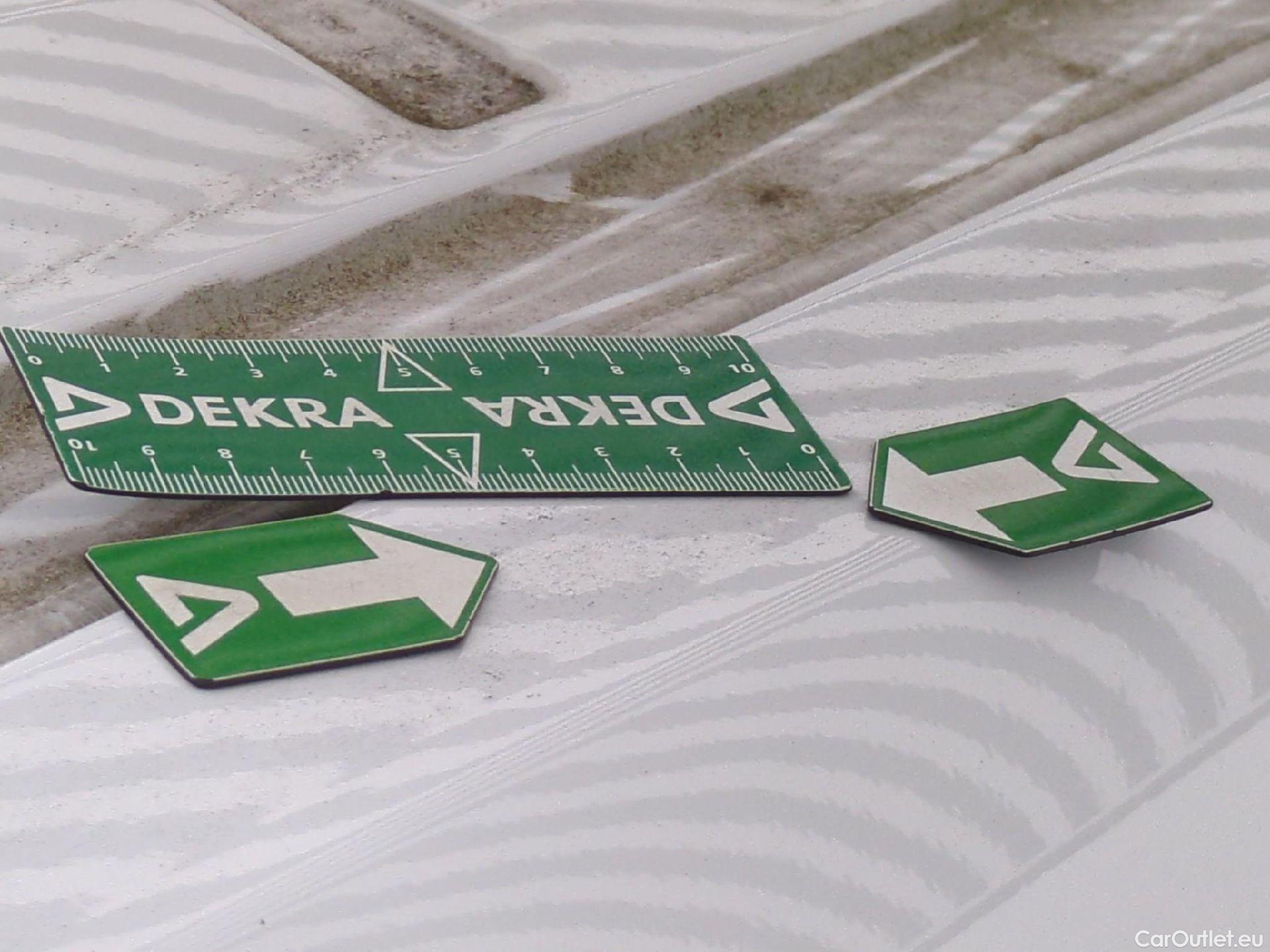 Renault  Trafic  Fourgon L2H1 3T Grand Confort 2.0 dCi 130CV BVM6 E6d #54