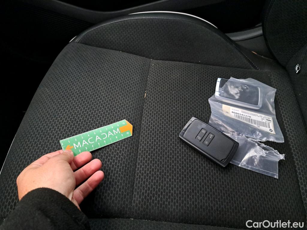 Renault  Clio RENAULT  / 2019 / 5P / Berline Intens TCe 100 #15