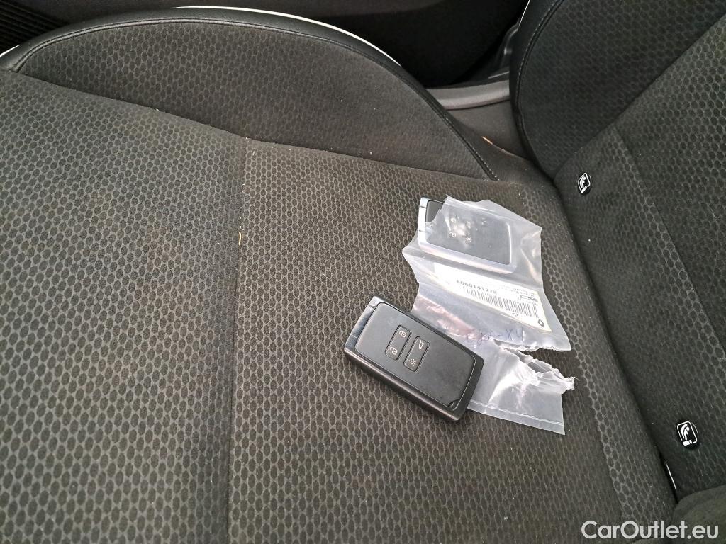 Renault  Clio RENAULT  / 2019 / 5P / Berline Intens TCe 100 #12