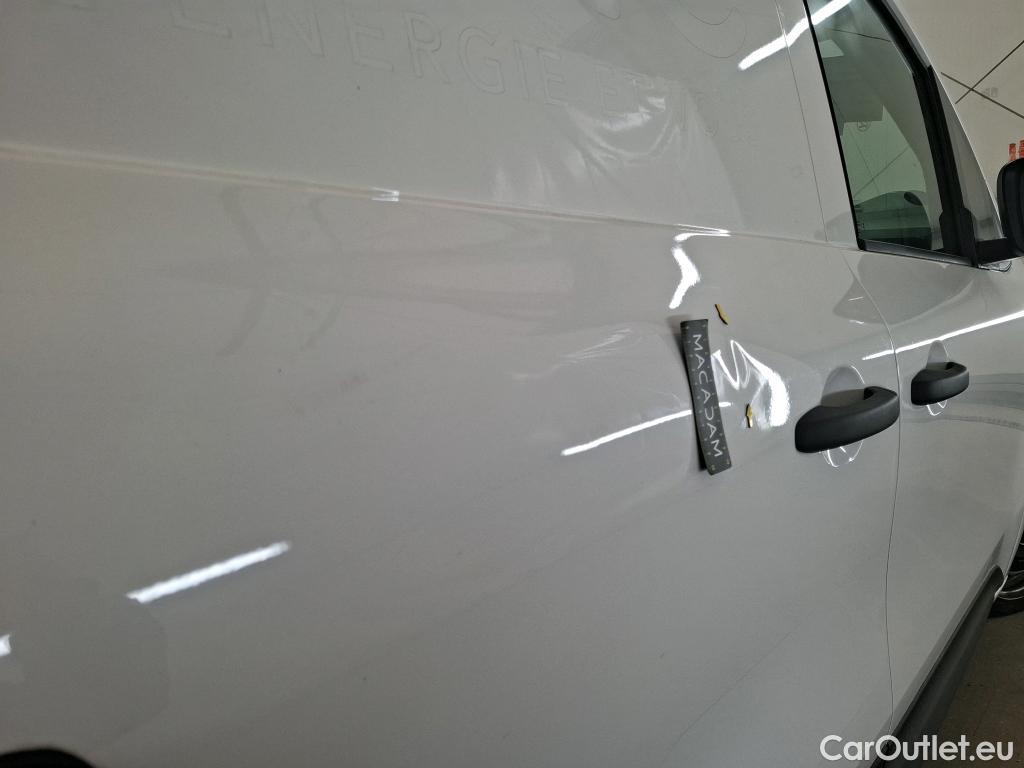  Renault  Kangoo RENAULT  / 2021 / 4P / Fourgonnette GD CONFORT - TCE 130 #10