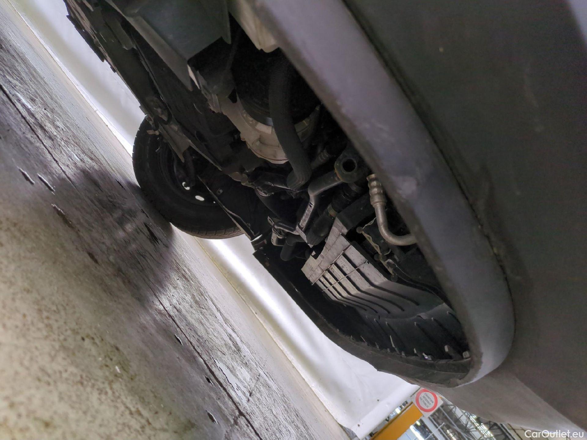 Renault  Trafic  Fourgon L2H1 3T Grand Confort 2.0 dCi 130CV BVM6 E6d #7