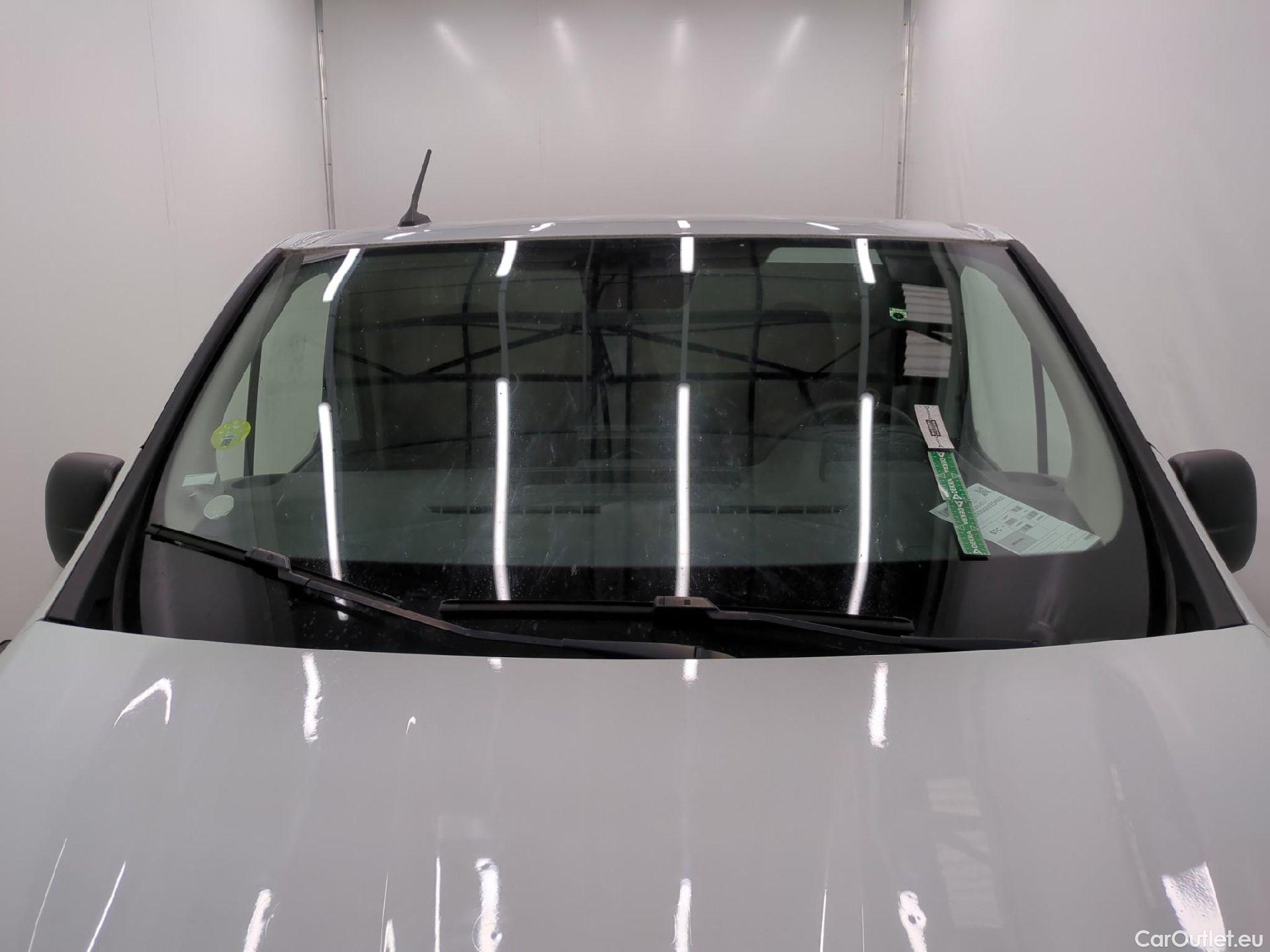 Renault  Trafic  Fourgon L2H1 3T Grand Confort 2.0 dCi 130CV BVM6 E6d #2