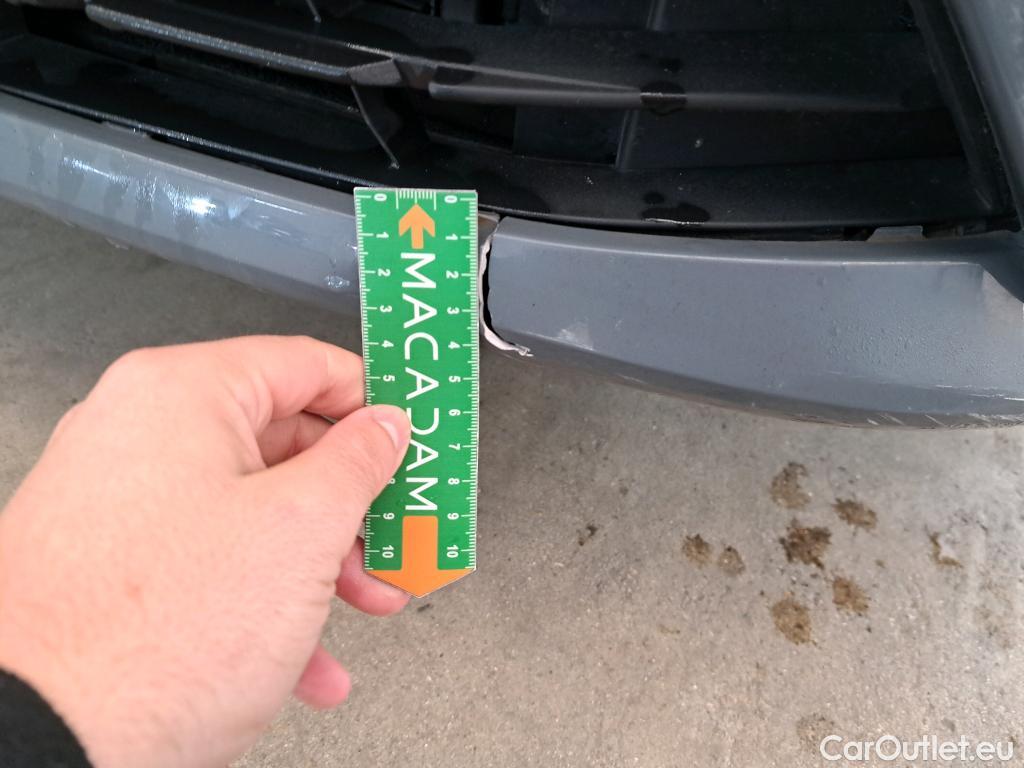 Renault  Clio RENAULT  / 2019 / 5P / Berline Intens TCe 100 #5