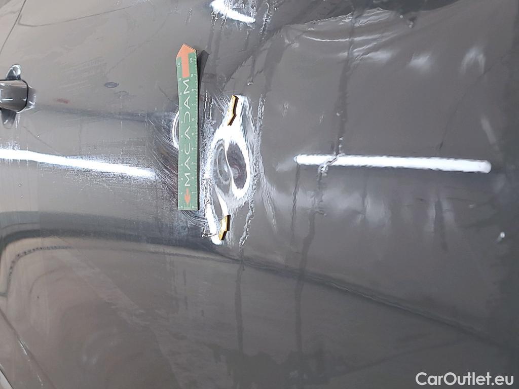 Renault  Clio RENAULT  / 2019 / 5P / Berline Intens TCe 100 #3