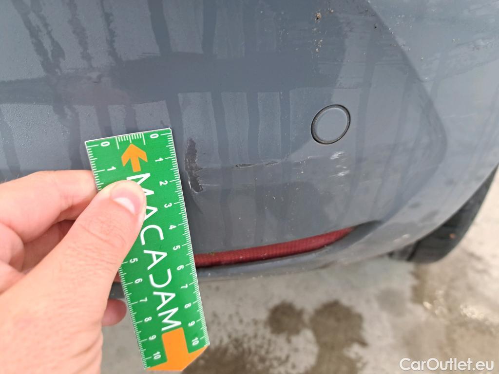 Renault  Clio RENAULT  / 2019 / 5P / Berline Intens TCe 100 #21