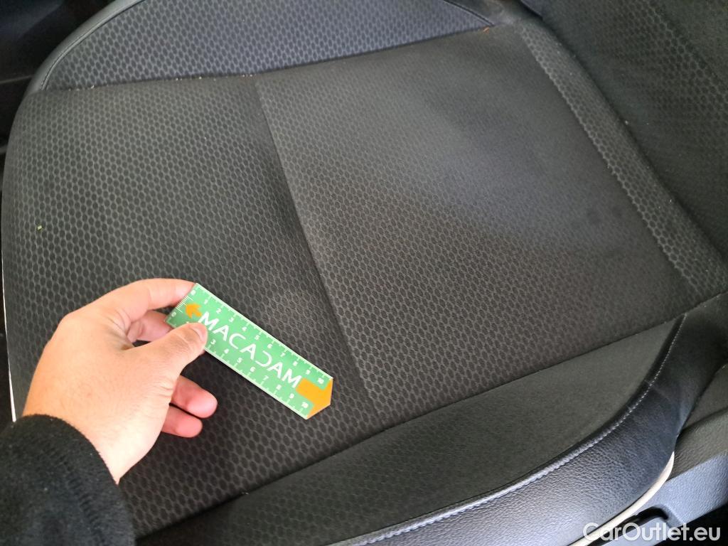 Renault  Clio RENAULT  / 2019 / 5P / Berline Intens TCe 100 #16