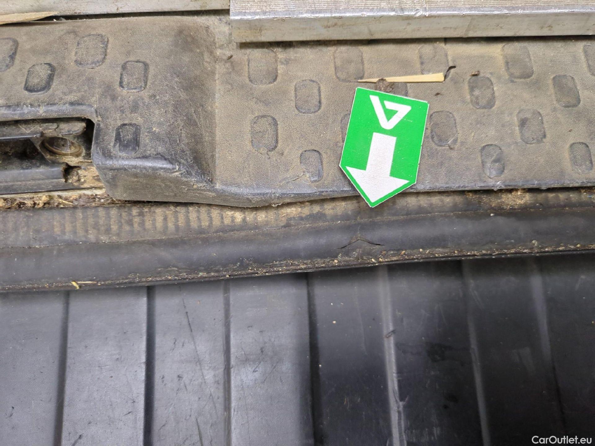 Renault  Trafic  Fourgon L2H1 3T Grand Confort 2.0 dCi 130CV BVM6 E6d #4