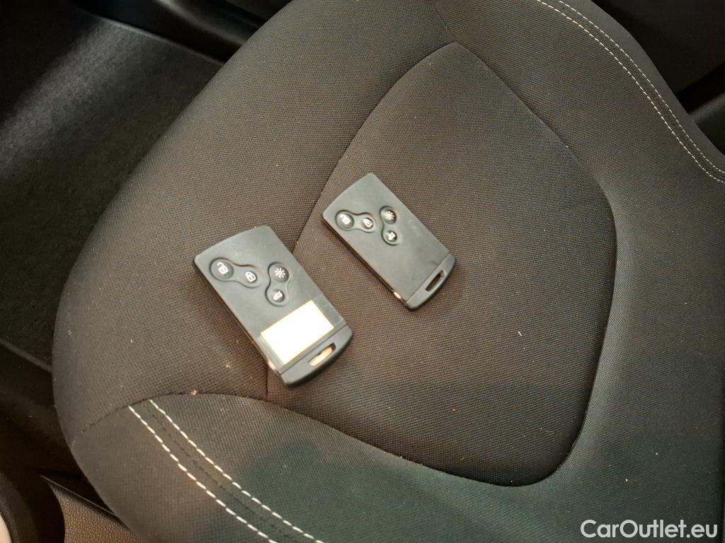 Renault  Captur  5p Crossover Business dCi 90 / TRANSFO VP/VF #12