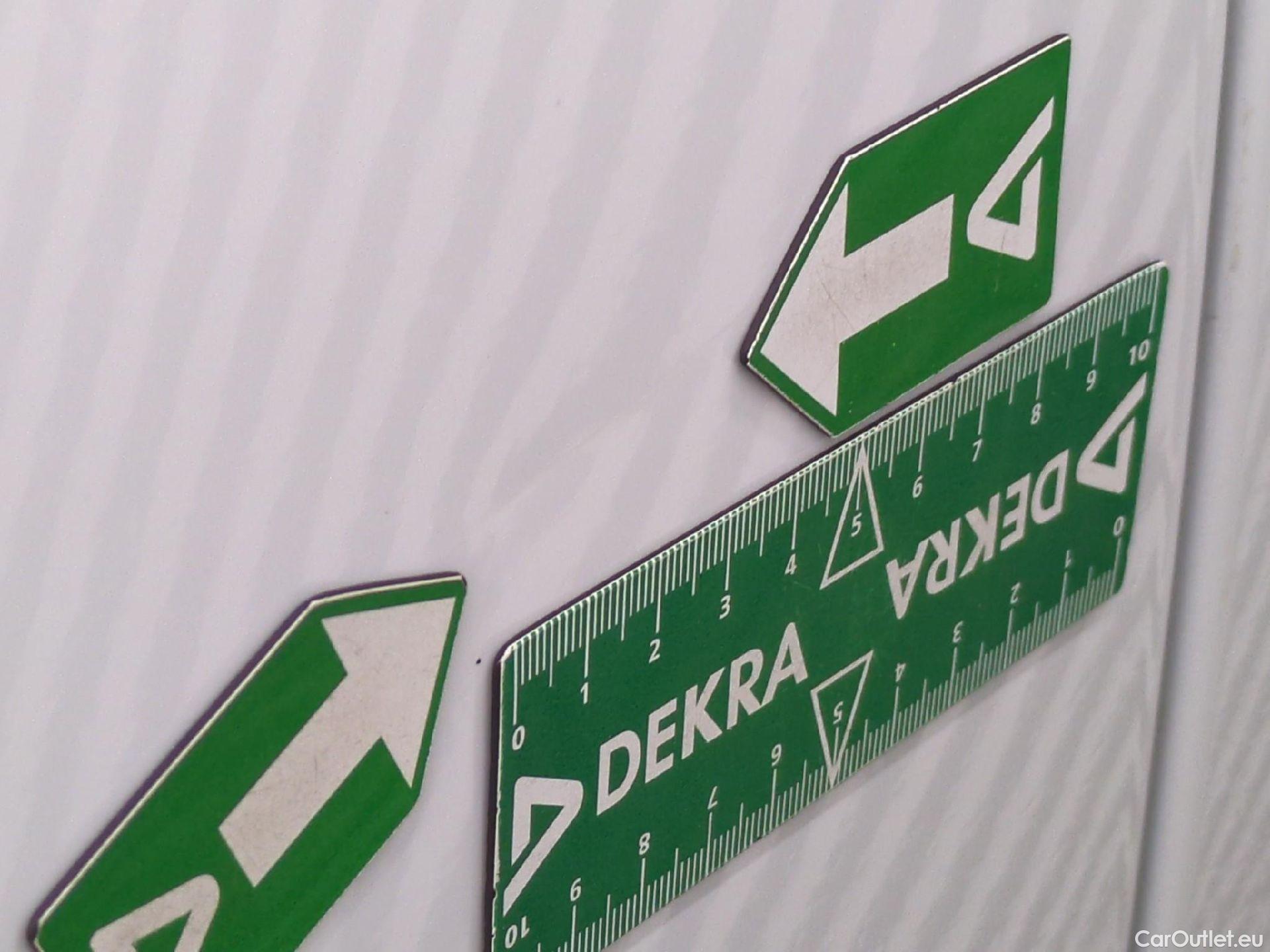 Renault  Trafic  Fourgon L2H1 3T Grand Confort 2.0 dCi 130CV BVM6 E6d #23