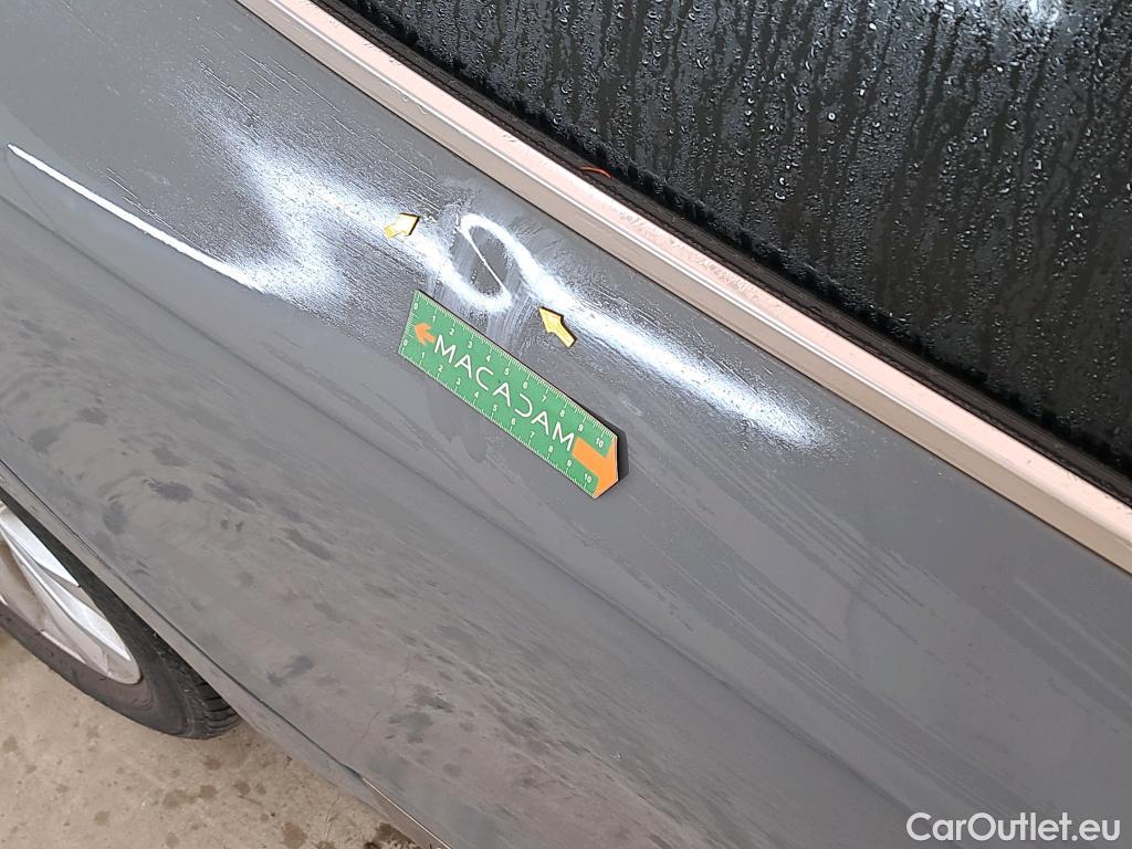 Renault  Clio RENAULT  / 2019 / 5P / Berline Intens TCe 100 #9