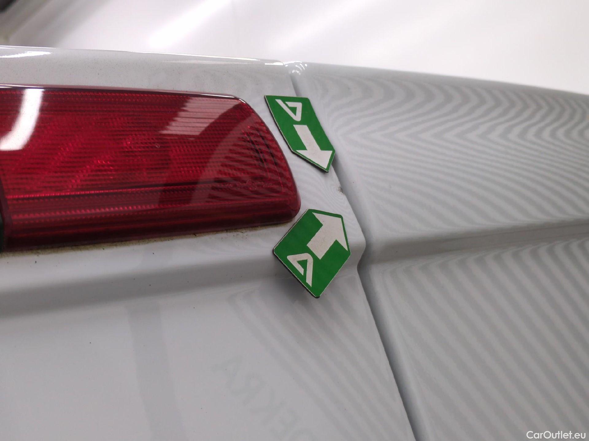 Renault  Trafic  Fourgon L2H1 3T Grand Confort 2.0 dCi 130CV BVM6 E6d #55