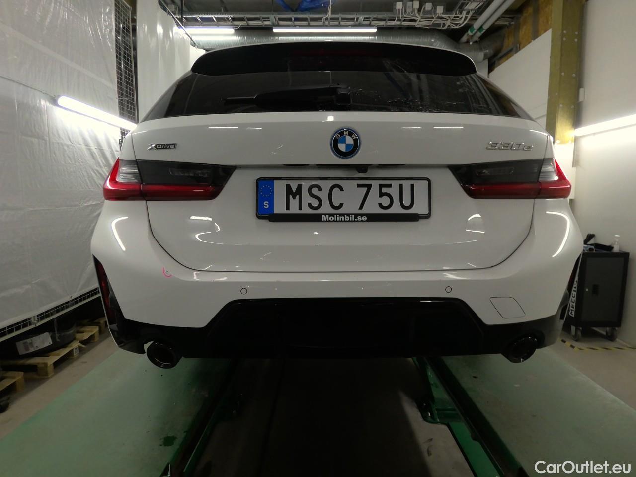 Bmw  Serie 3 330e xDrive Touring Aut #21