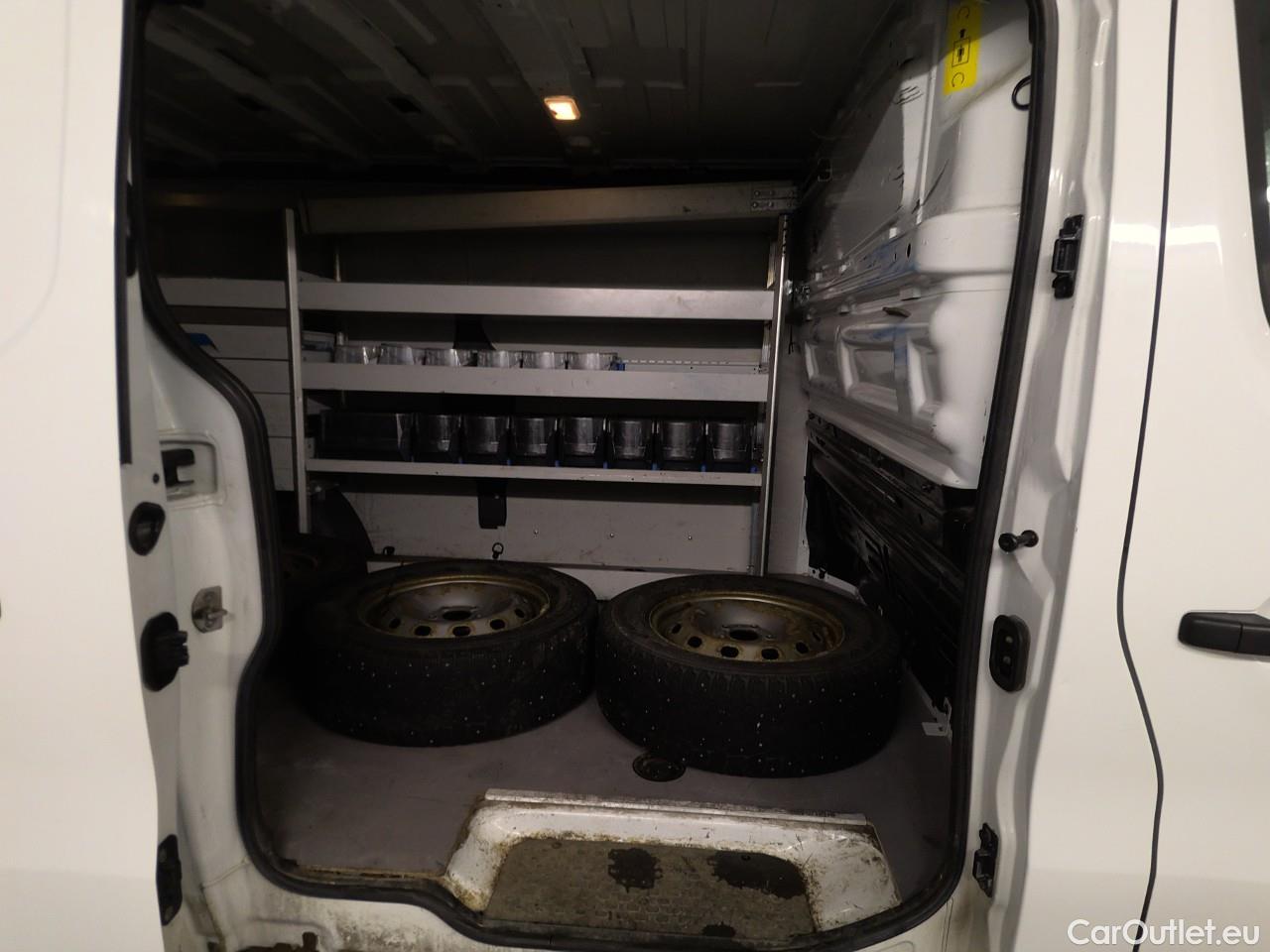 Renault  Trafic  dCi 125 L2H1 M CV #11