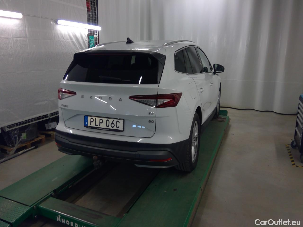 Skoda  ENYAQ  iV80 5d #3