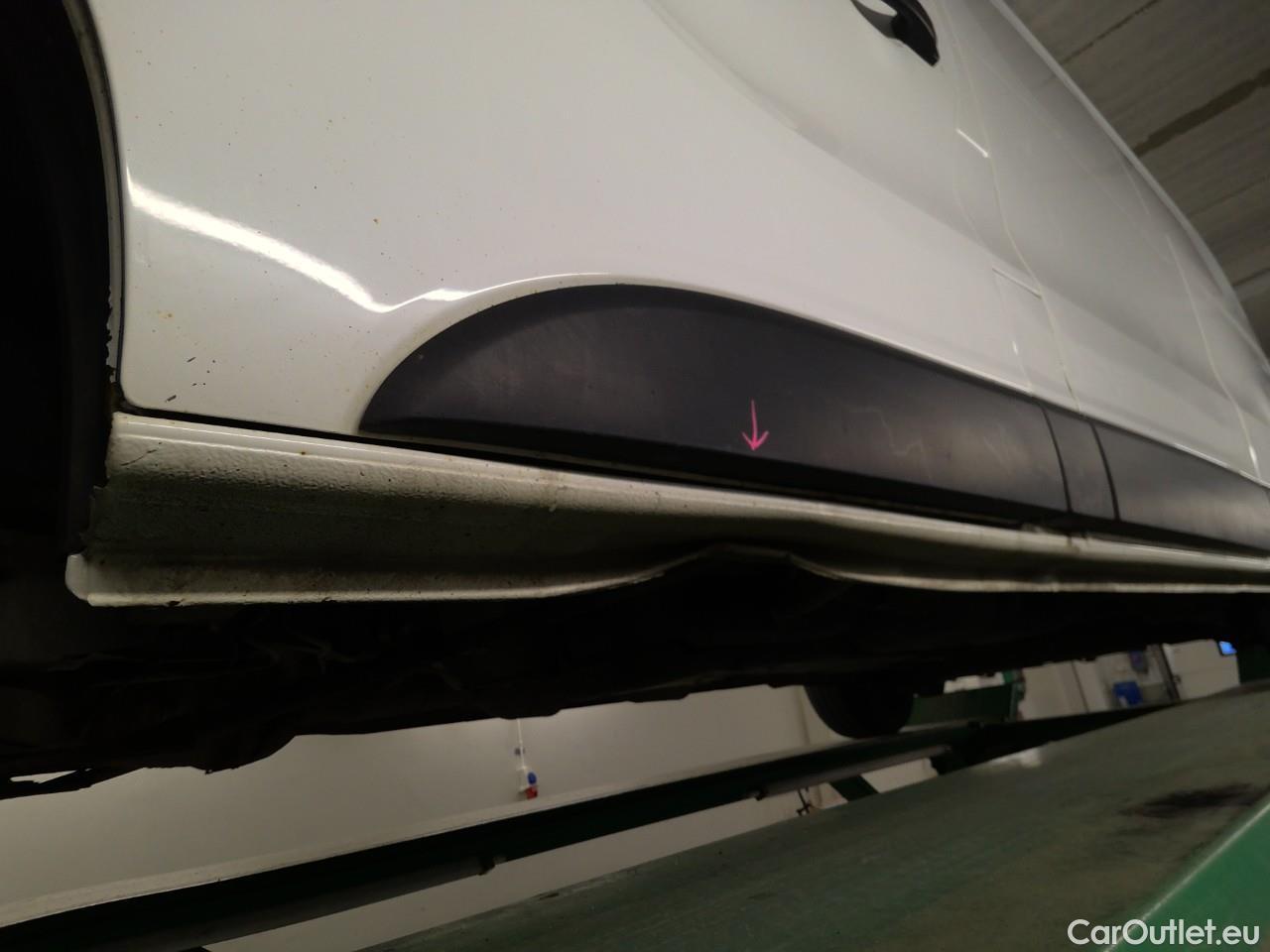 Renault  Trafic  dCi 125 L2H1 M CV #4