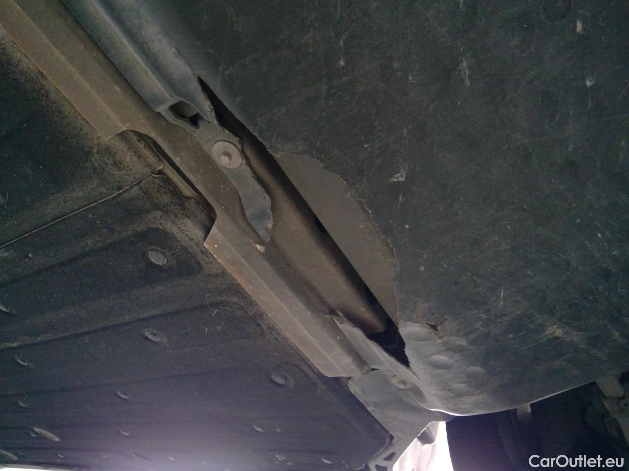 Mercedes  EQC  400 SE Edition 4Matic Aut #2