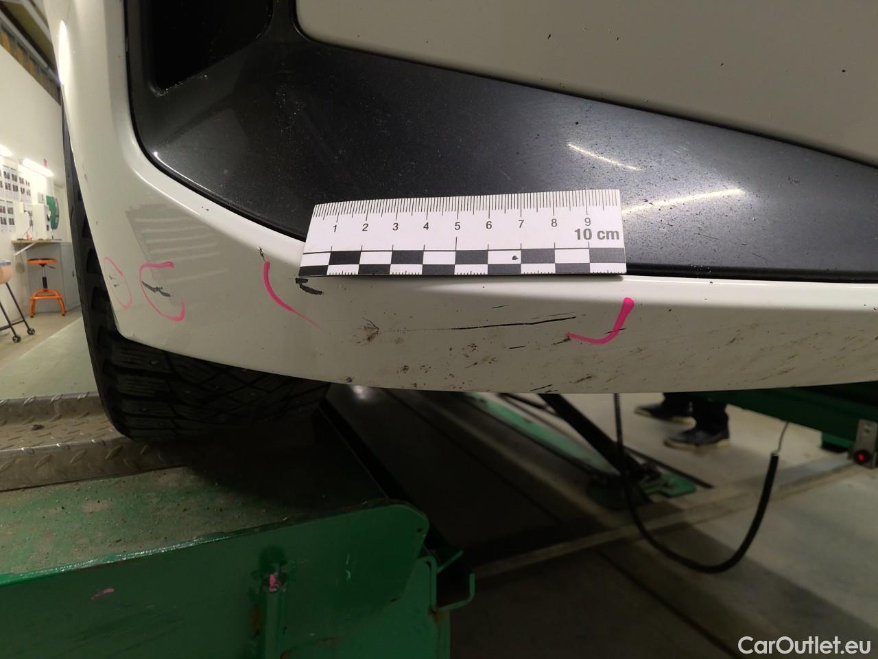 Bmw  Serie 3 330e xDrive Touring Aut #13