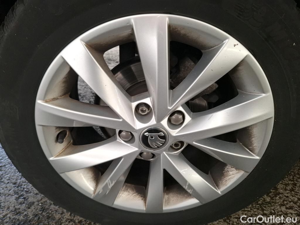 Skoda  Octavia  Break Business 2.0 TDI 150CV BVA7 E6dT #25