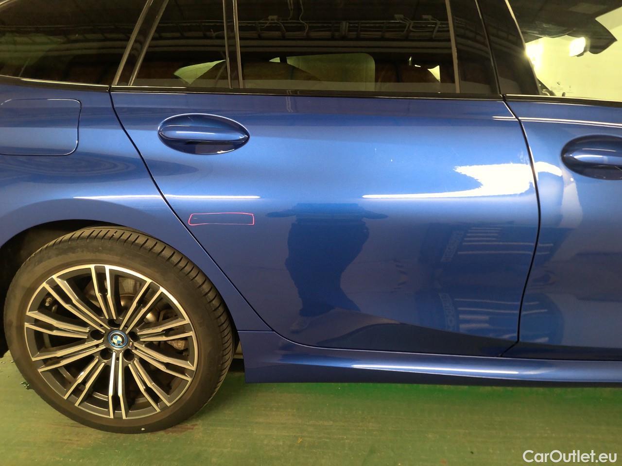 Bmw  Serie 3 330e Tour.xDr. Con.M-Sp. Aut #1