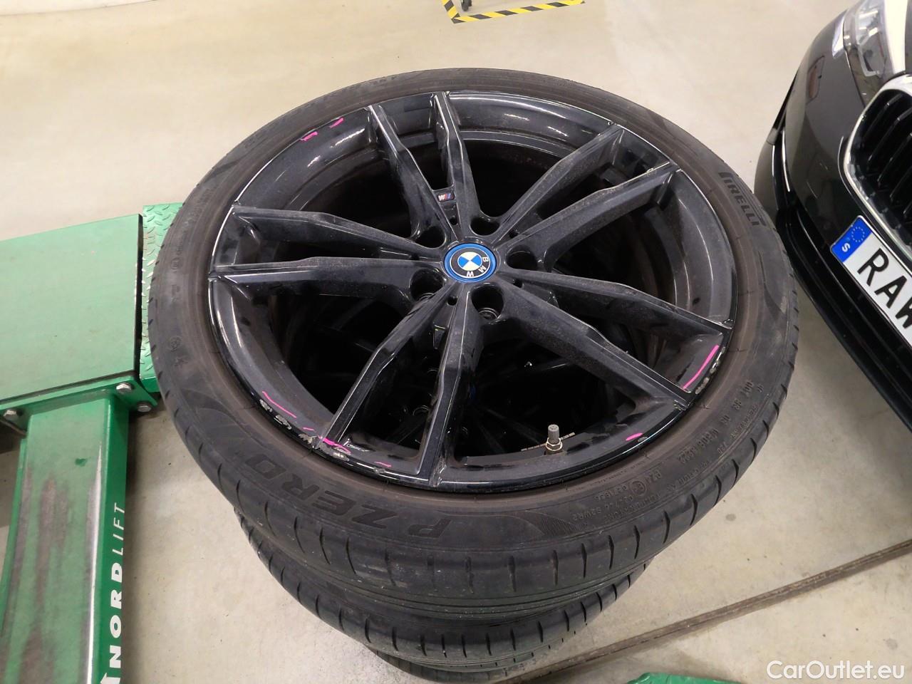 Bmw  Serie 3 330e xDrive Touring Aut #2