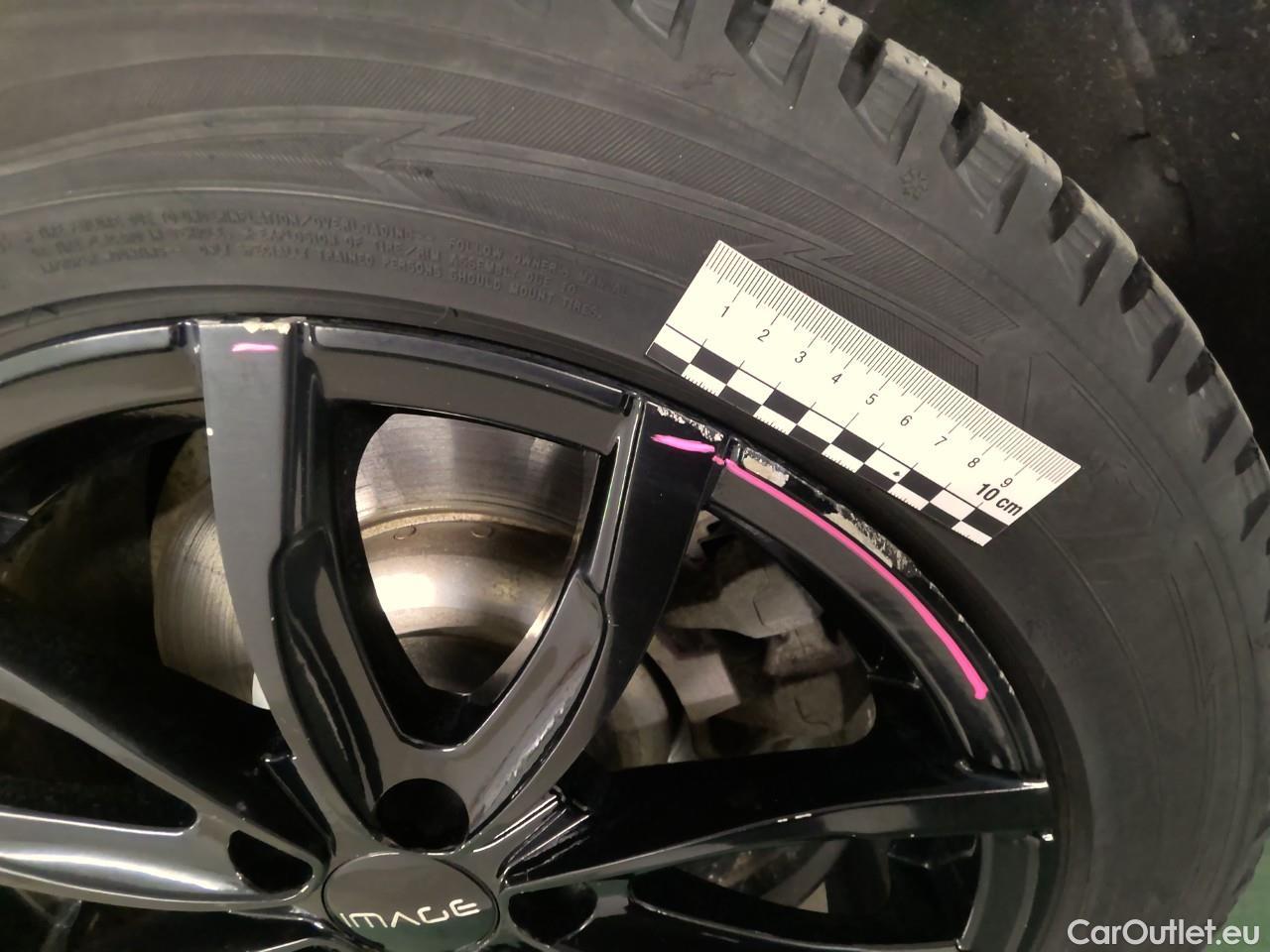 Bmw  Serie 3 330e xDrive Touring Aut #19