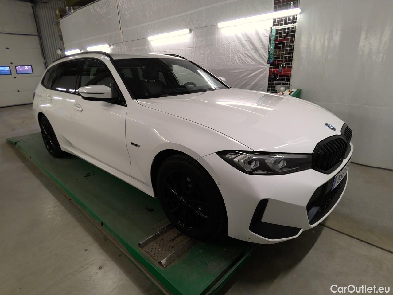 Bmw  Serie 3 330e xDrive Touring Aut #2