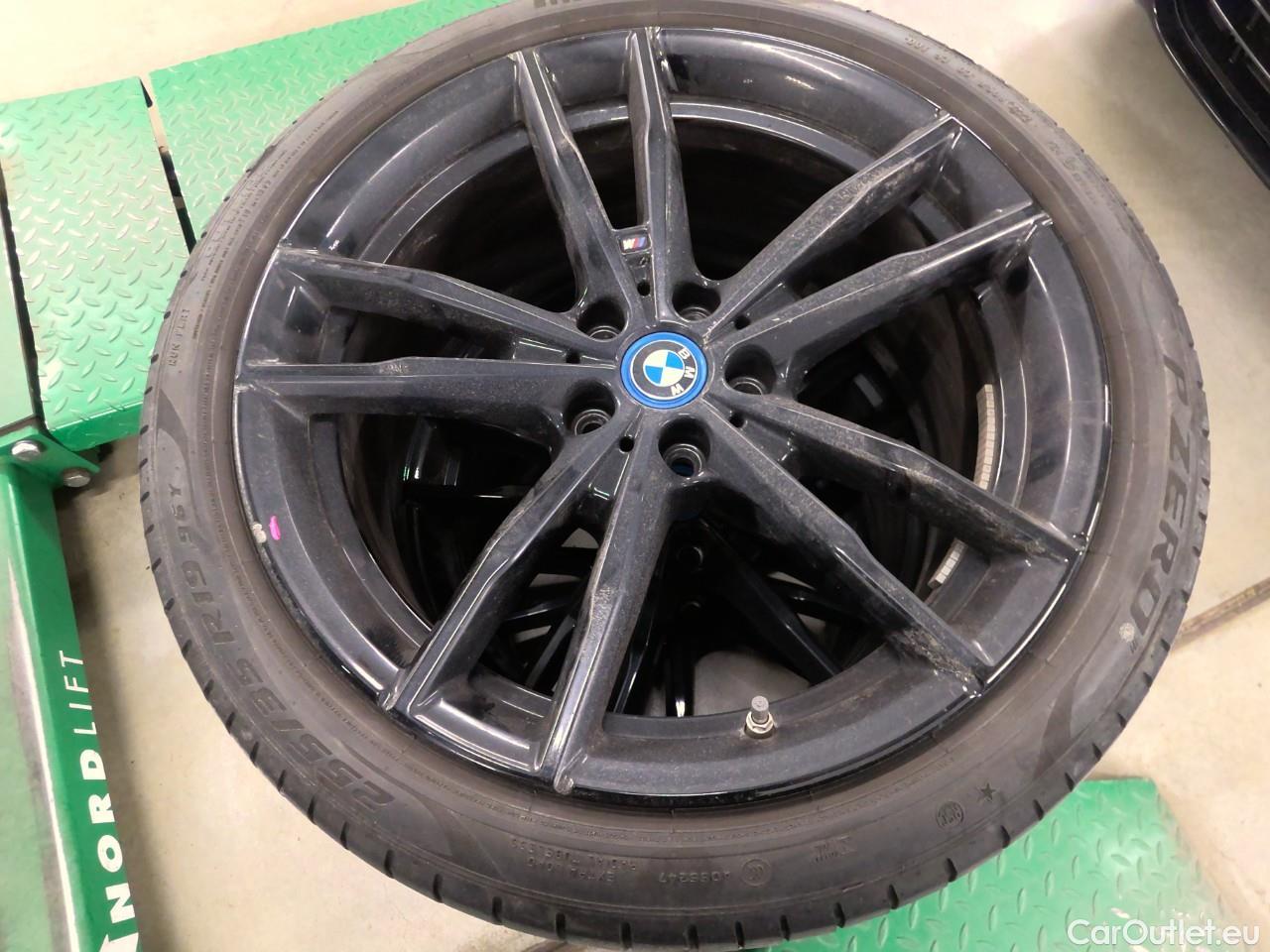 Bmw  Serie 3 330e xDrive Touring Aut #4