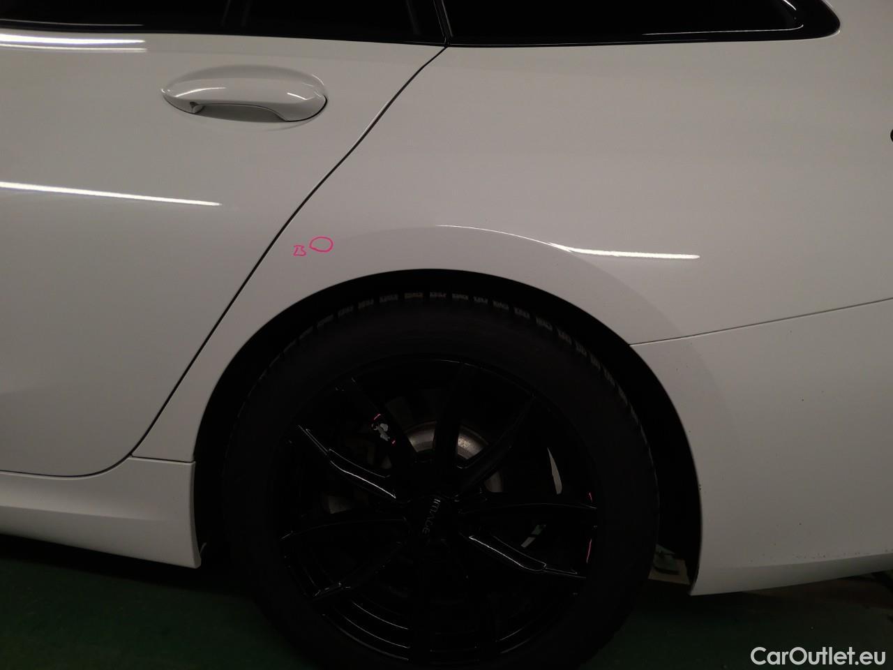 Bmw  Serie 3 330e xDrive Touring Aut #26