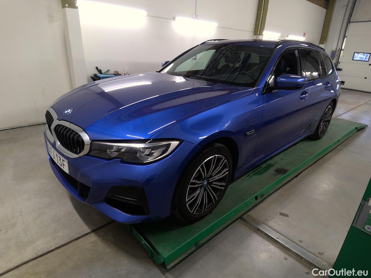 Bmw  Serie 3 330e Tour.xDr. Con.M-Sp. Aut #2