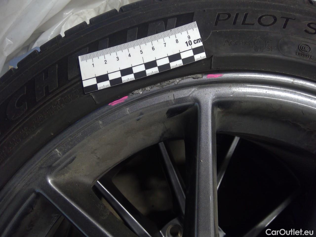 Tesla  Model 3  75kWh Long-Range #5