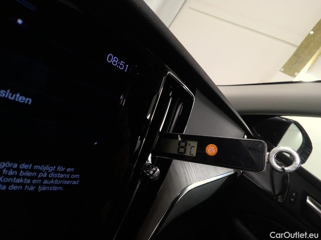 Volvo  V60  T6 AWD Inscript.Rechar.Aut #8