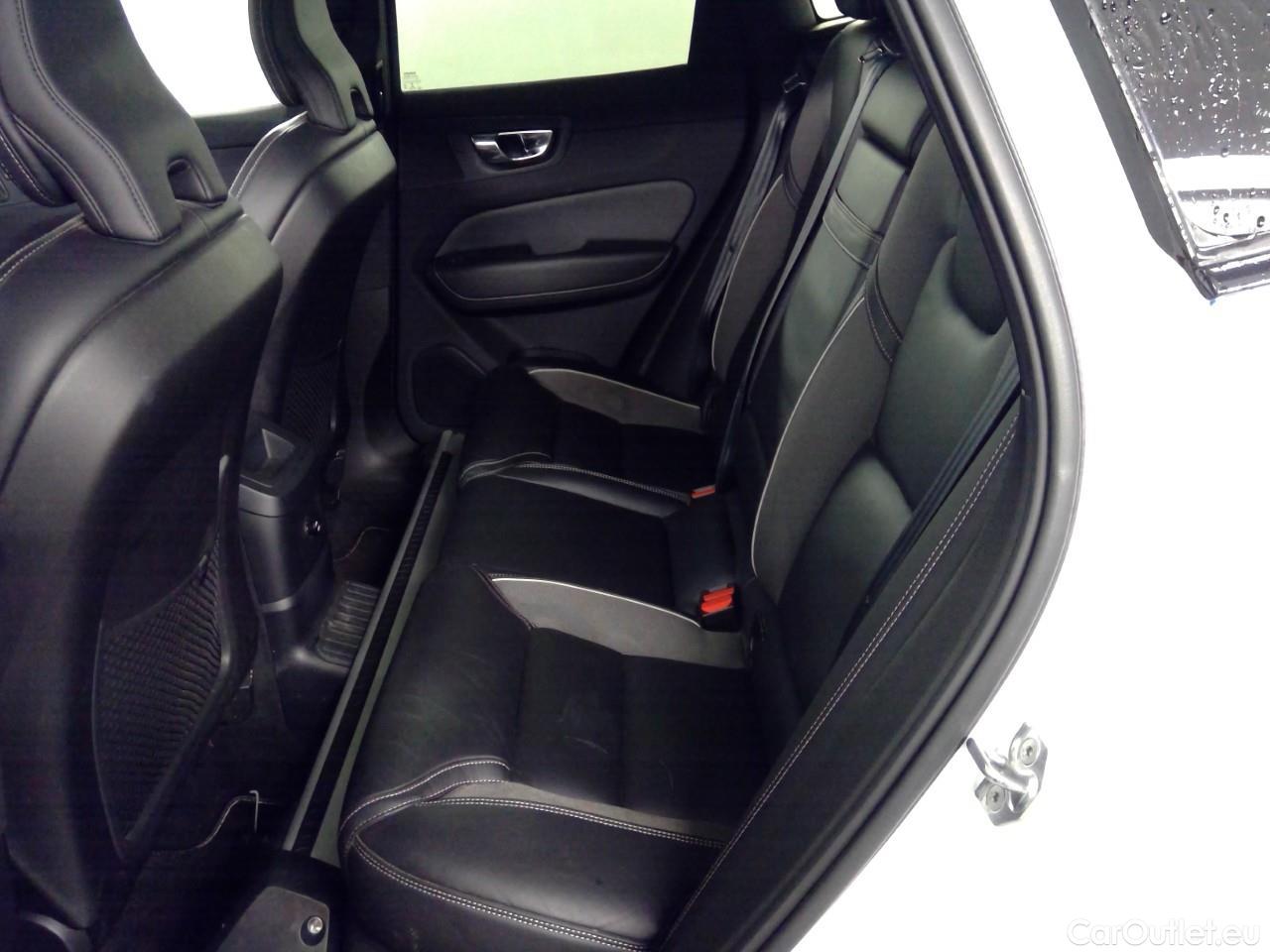 Volvo  XC60  T8 390 4WD R-Design Aut. #17