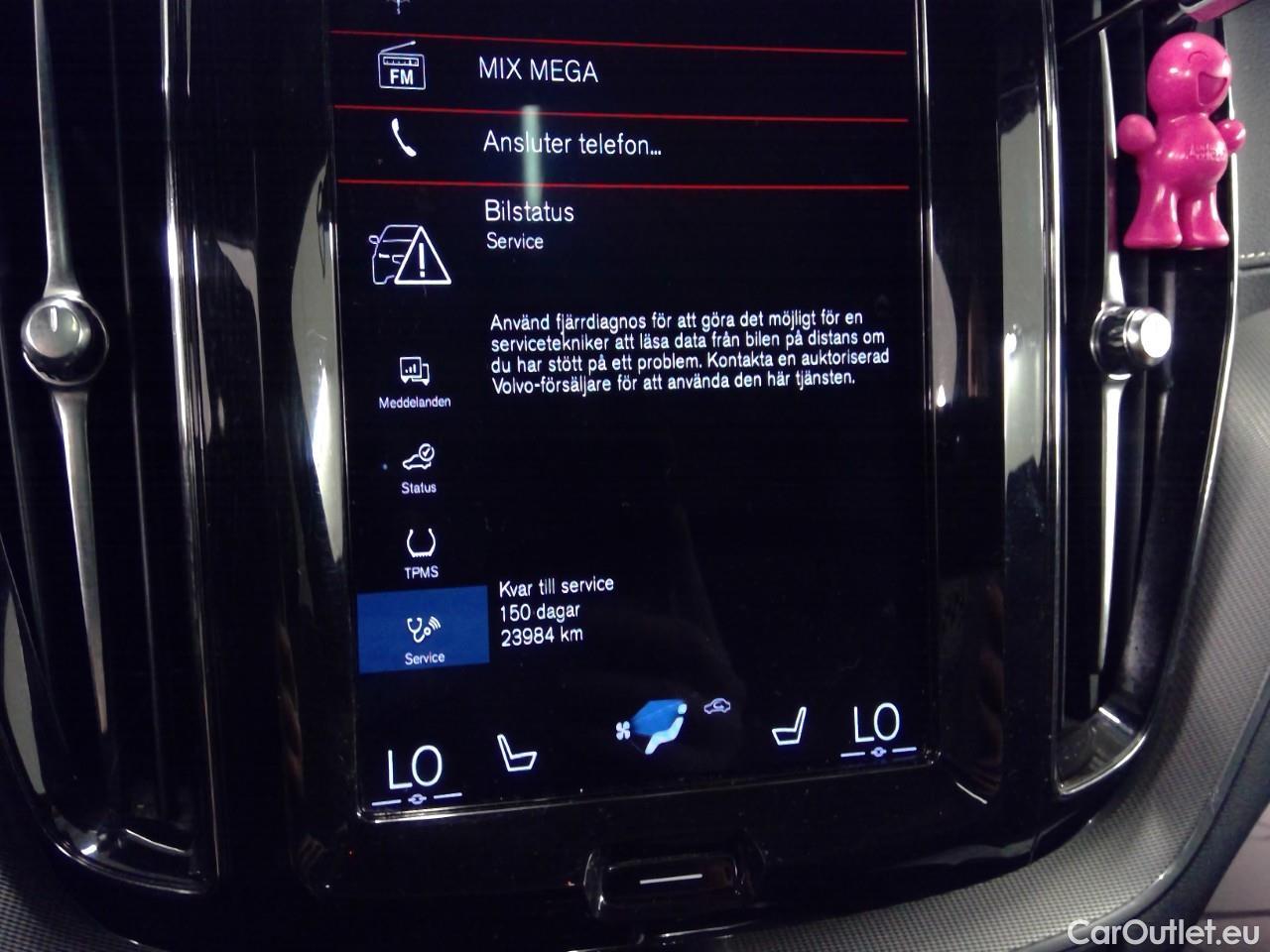 Volvo  XC60  T8 390 4WD R-Design Aut. #8