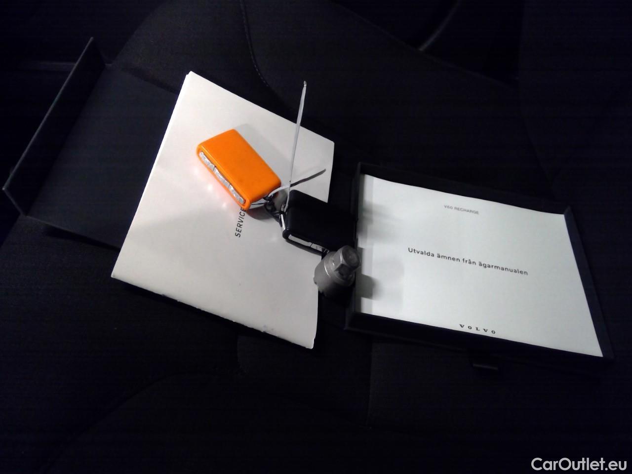 Volvo  V60  T6 AWD Inscript.Exp.Aut #10