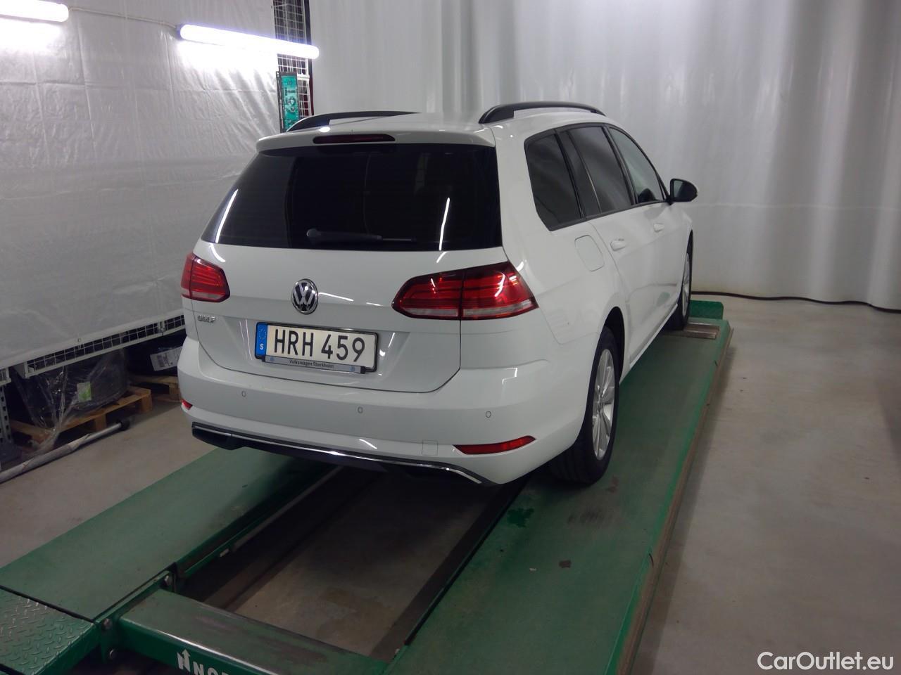 Volkswagen  Golf  Sp.Combi TSI 110 Aut. #3