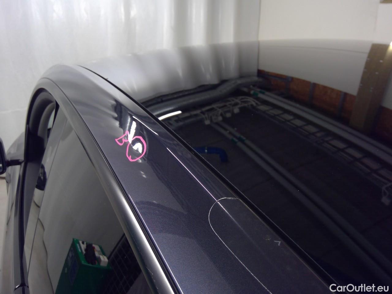 Tesla  Model Y  75kWh Long-Range AWD #59