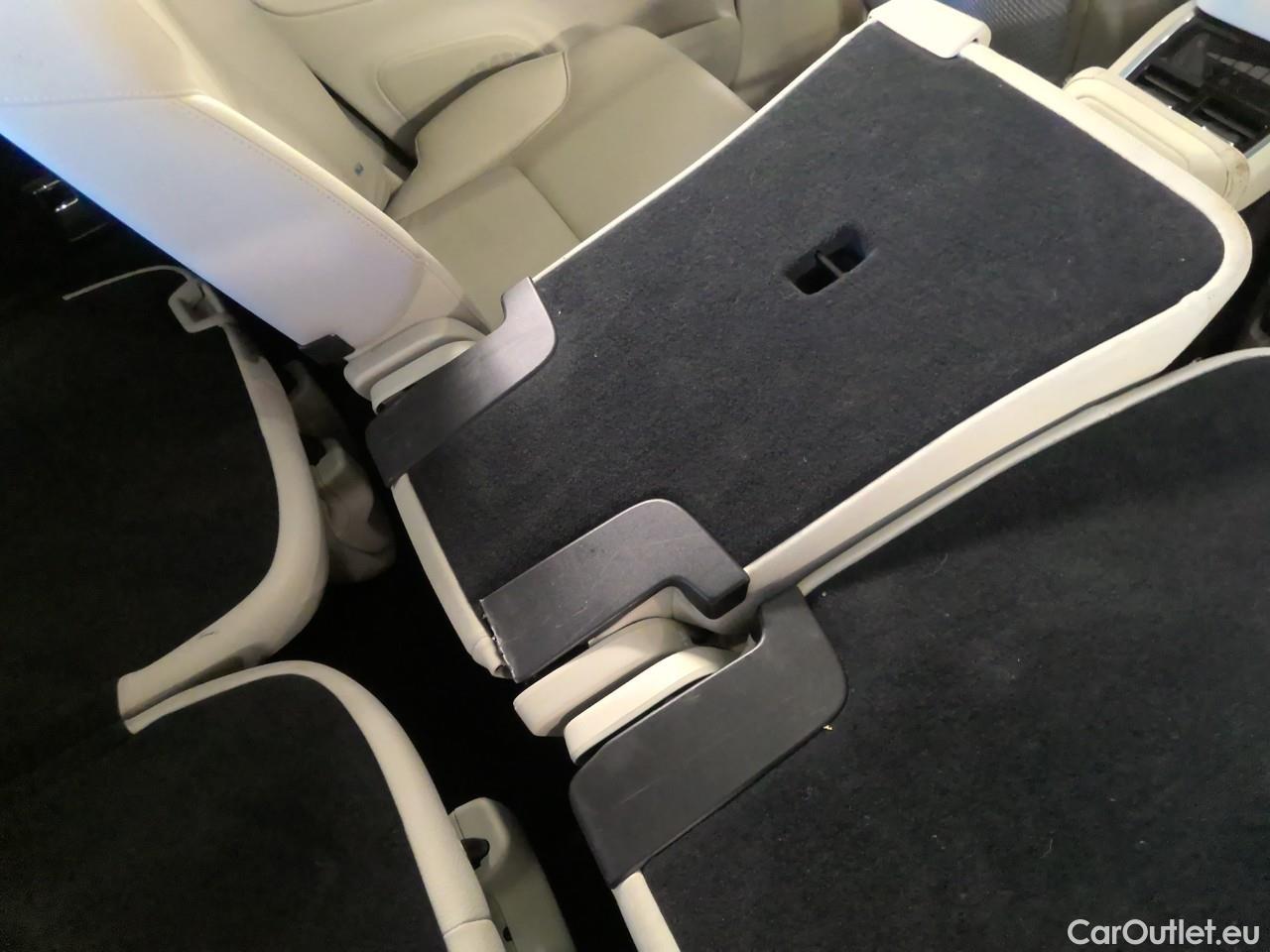 Volvo  XC90  T8 Ult.Dark Rec. 4WD Aut #3