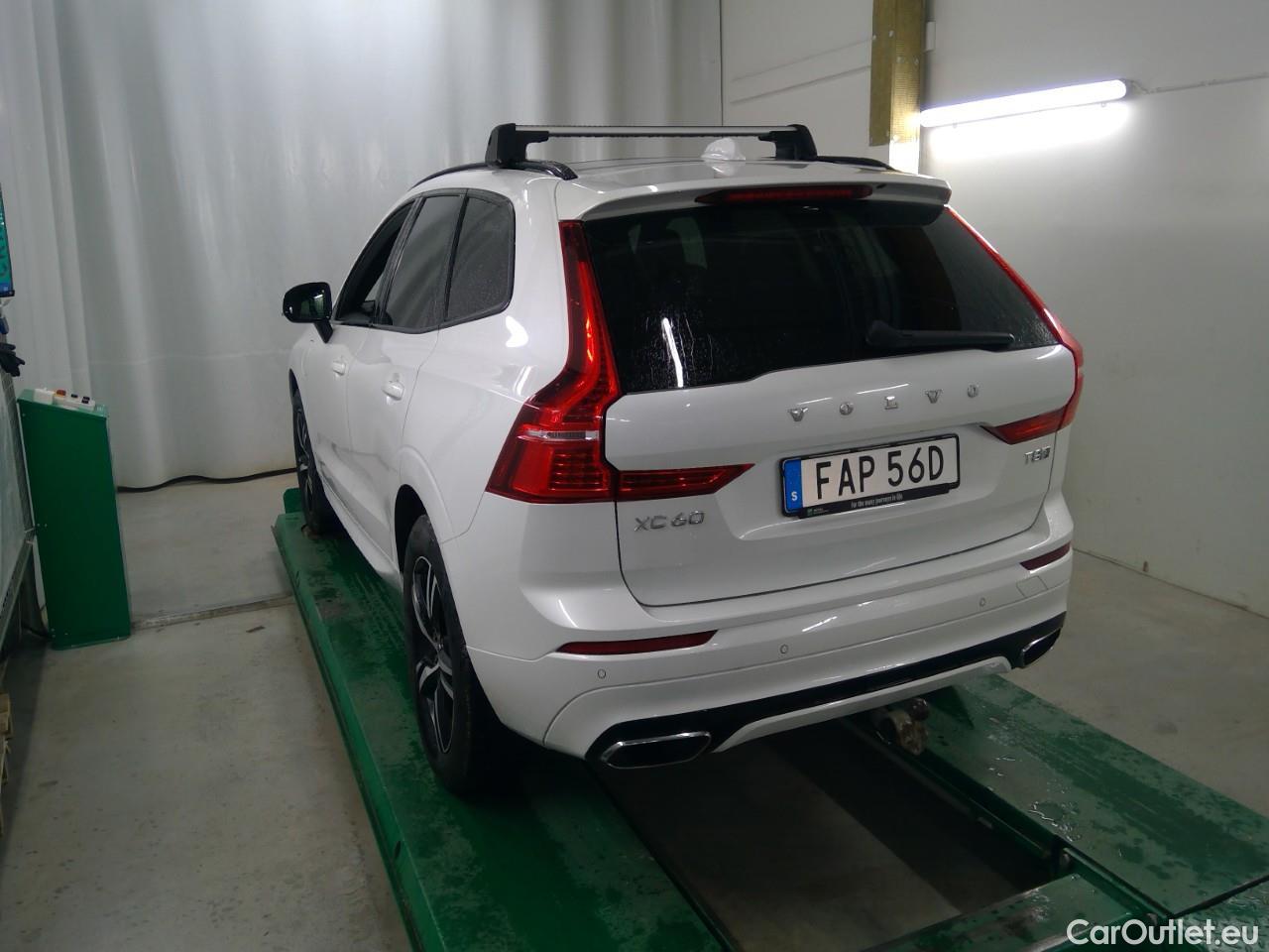 Volvo  XC60  T8 390 4WD R-Design Aut. #4