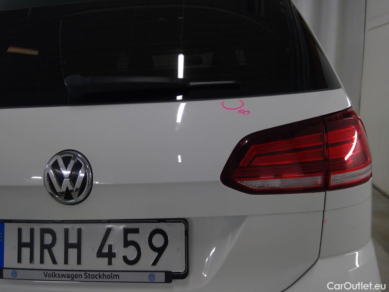 Volkswagen  Golf  Sp.Combi TSI 110 Aut. #23