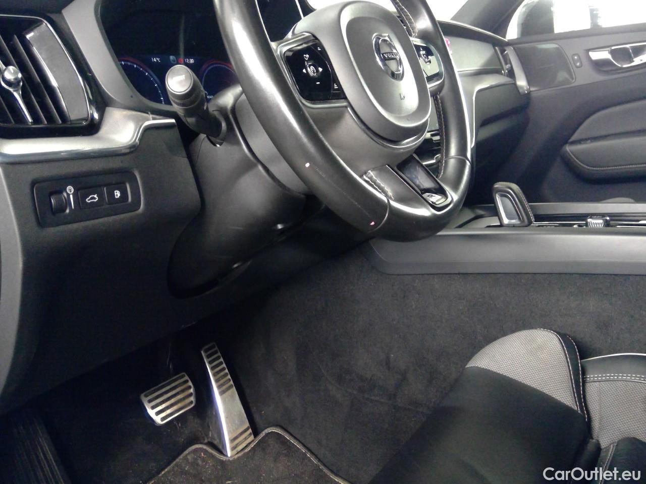 Volvo  XC60  T8 390 4WD R-Design Aut. #10